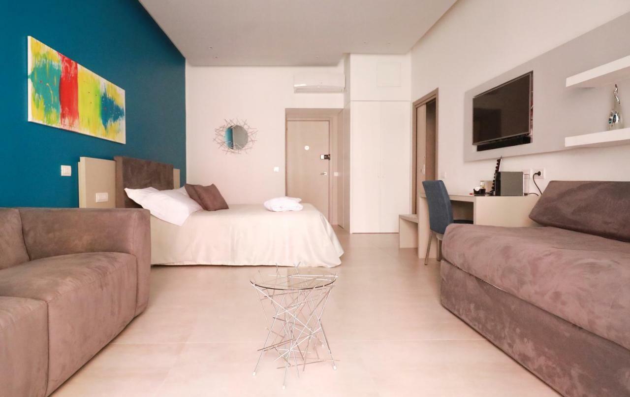 Toledo 16 Luxury Suites Наполи Екстериор снимка