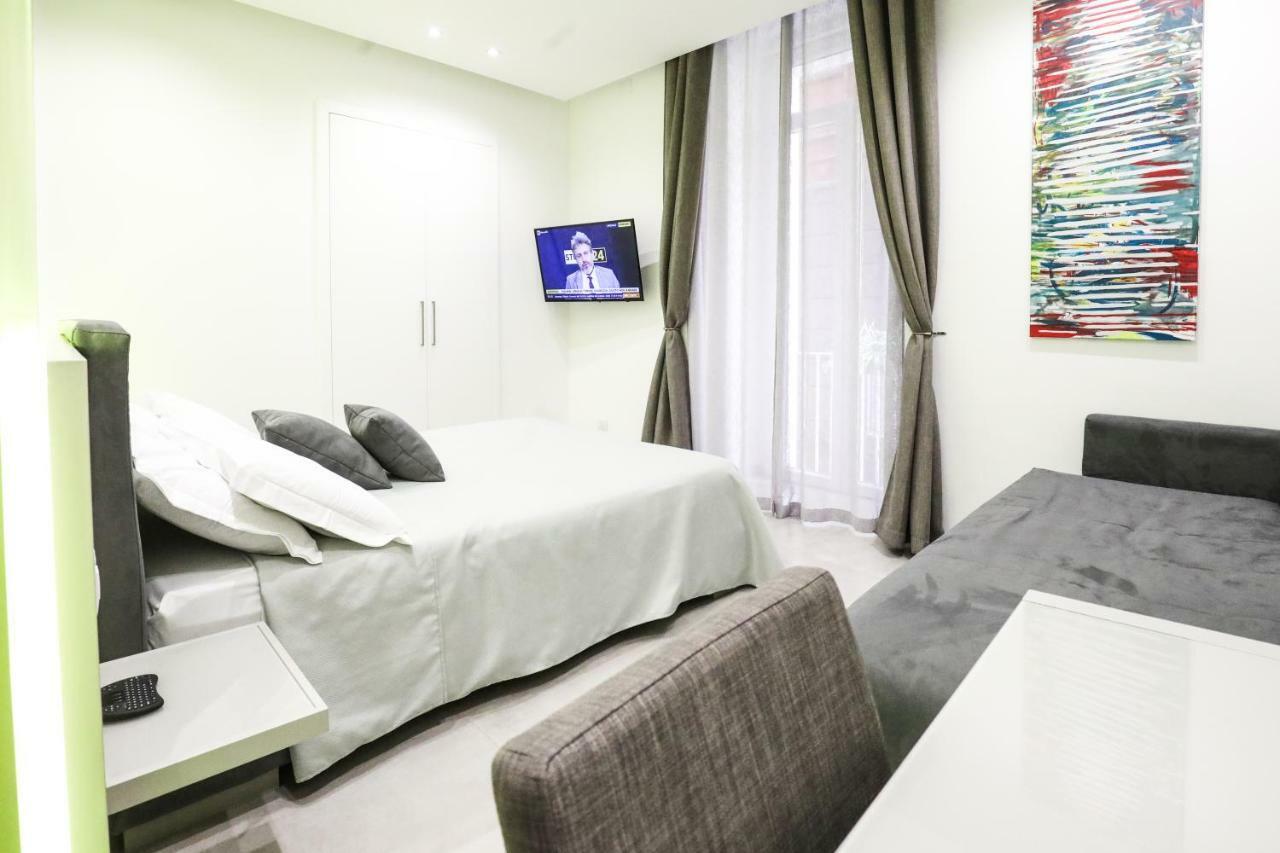 Toledo 16 Luxury Suites Наполи Екстериор снимка
